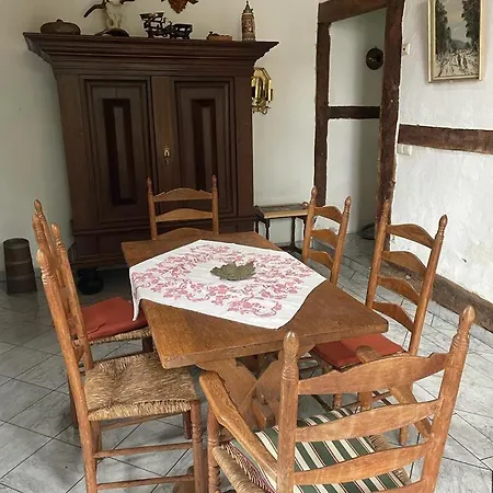 Altes Forstamt Bed & Breakfast *